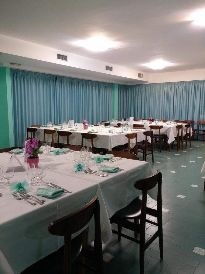 Hotel Le Pleiadi Сан Феличе Чирчео Екстериор снимка