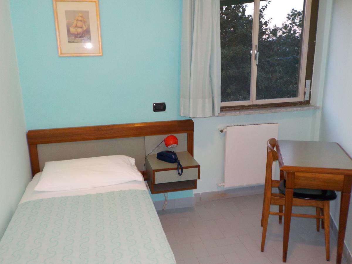 Hotel Le Pleiadi Сан Феличе Чирчео Екстериор снимка